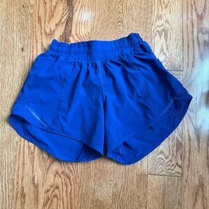 Lululemon hotty hot short